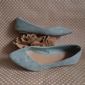 OLD NAVY FLATS